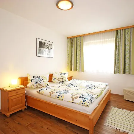 Christian By Interhome * フューゲン