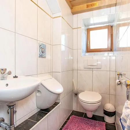 Christian By Interhome フューゲン