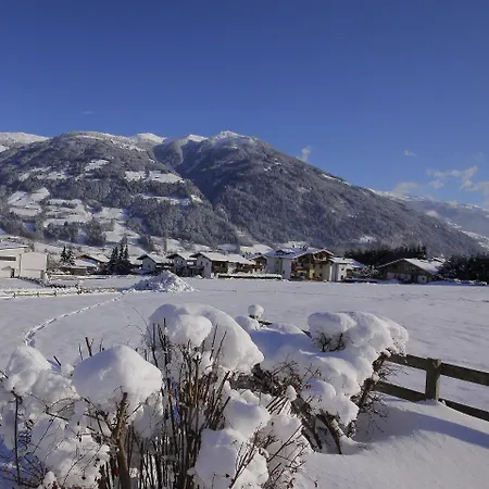 アパート Christian By Interhome フューゲン