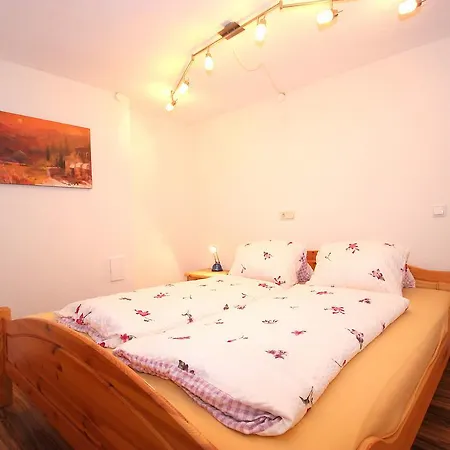 Appartement Christian By Interhome *